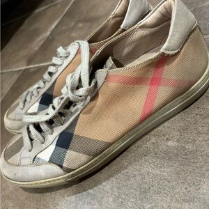 Burberry sneakers women’s - used.